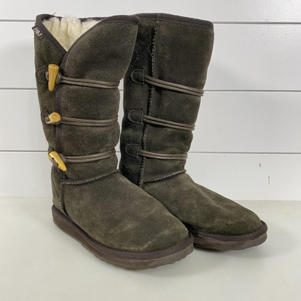 EMU Australia Boots Womens Size 6 Olive Suede Hip Button Shearling Toggle W20014